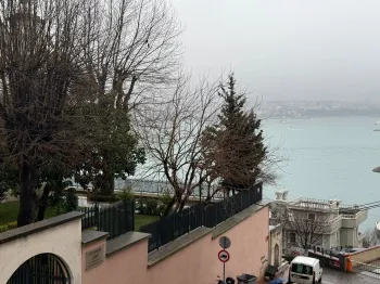آپارتمان بوتیک با چشم‌انداز دریا در چیانگیر استانبول